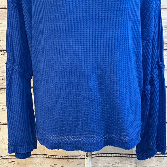 FREE PEOPLE "We the Free" Long Sleeve Top Waffle Weave Blue-Small - Picture 4 of 4